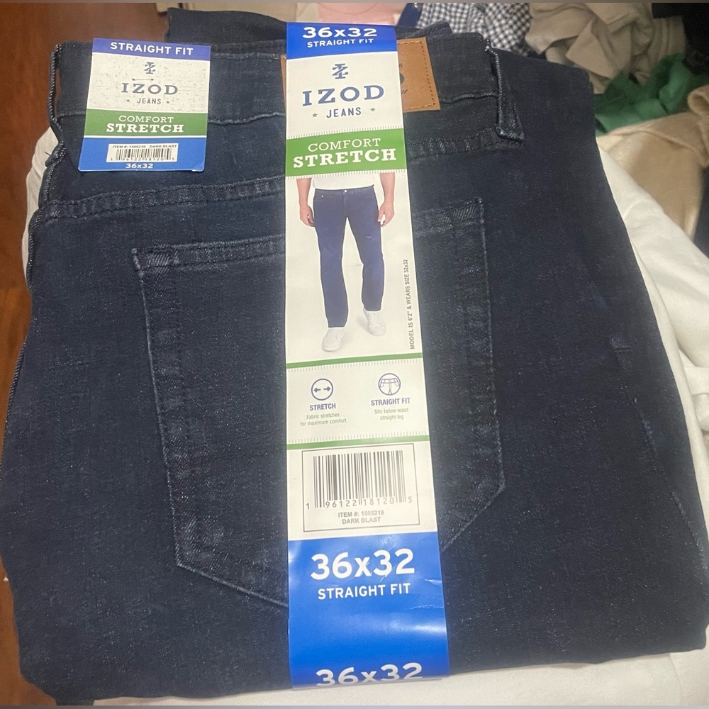 Izod Men's Straight fit Jeans - size 36x32